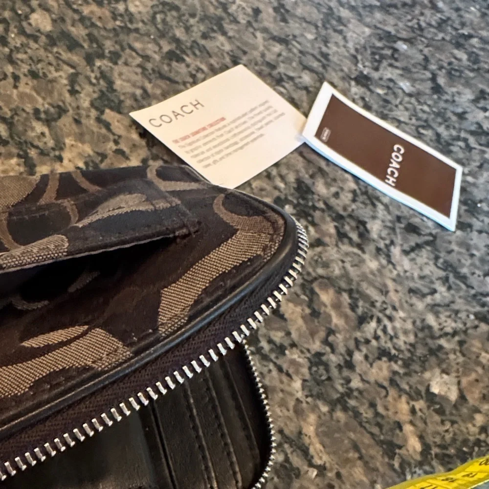 Coach Black and Gray Signature canvas and leather zip around Wallet EUC